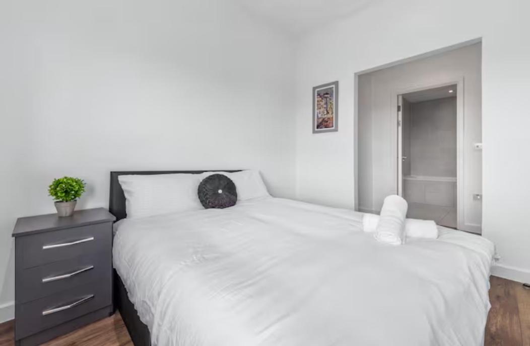 דירות קרוידון Airy 2Br Flat Delta London Dp332 מראה חיצוני תמונה
